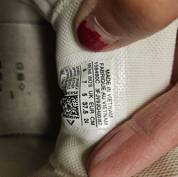 Converse sneakers beige size 7 womens - Picture 7 of 7